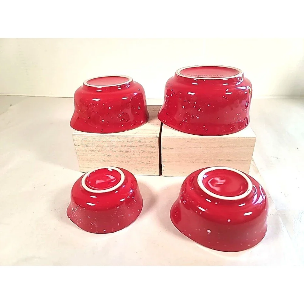Nesting Sleigh Bell Bistro Measuring Cups Red  1c, 1/2c 1/3c 1/4c Set of 4